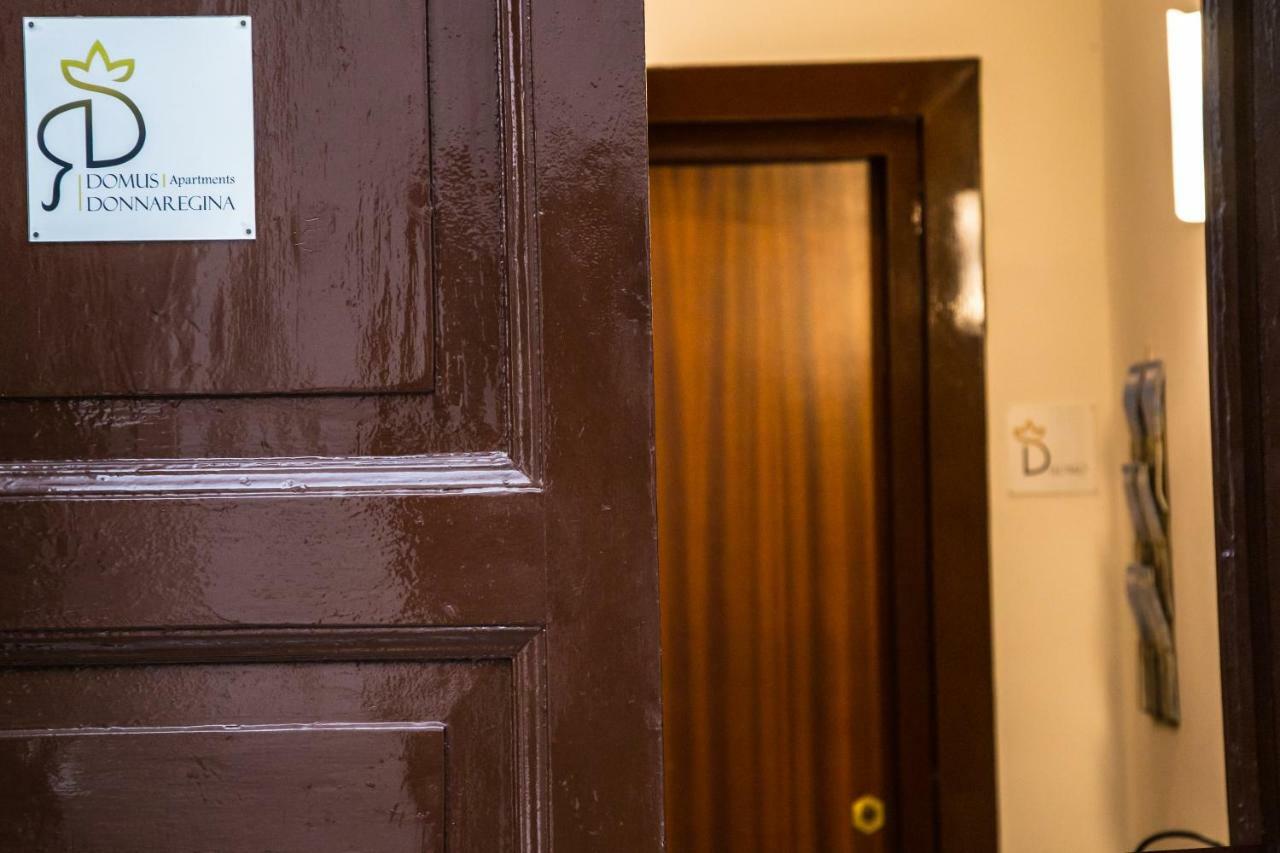 Domus Donnaregina Apartments Napoli Dış mekan fotoğraf