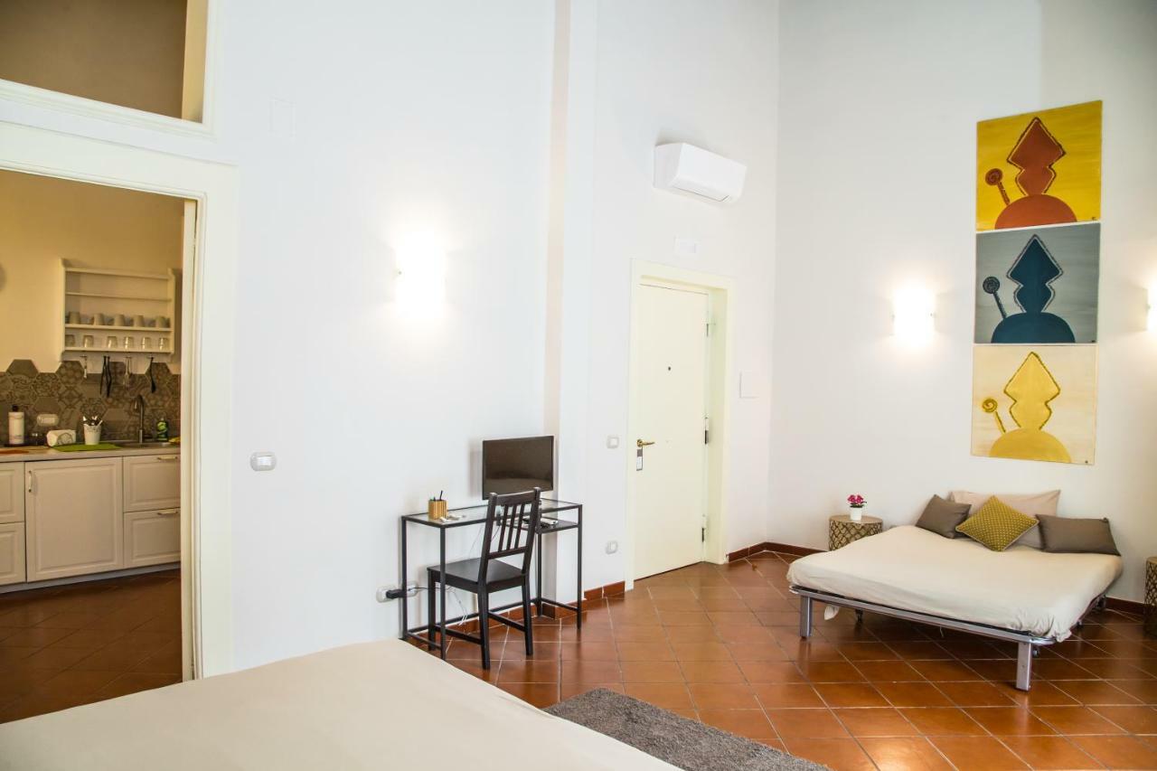 Domus Donnaregina Apartments Napoli Dış mekan fotoğraf