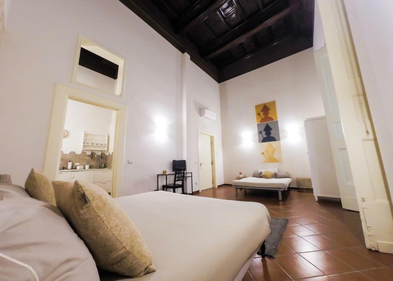 Domus Donnaregina Apartments Napoli Dış mekan fotoğraf