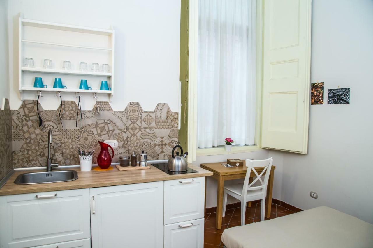 Domus Donnaregina Apartments Napoli Dış mekan fotoğraf
